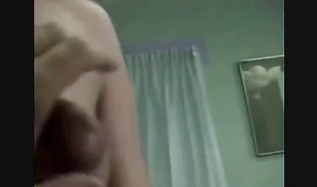 Petugas LP download gudang video bokep adalah penis yang besar bagi remaja mengutil