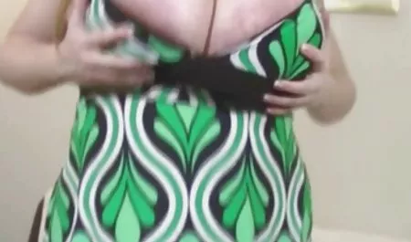 khusus gudang bokep hot hari
