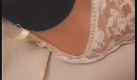 Canela gudang bokep xnxx kulit akan basah memek penuh dengan kontol Thomas